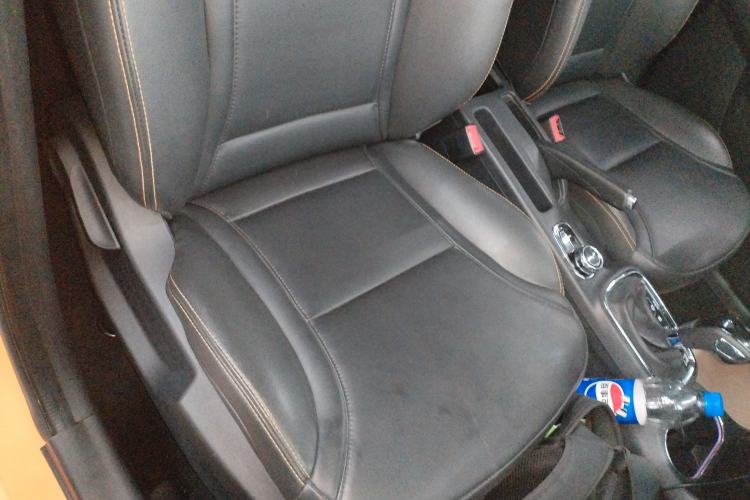 Used Dongfeng Aeolus AX4 2017 1.6L DCT Trendy Style