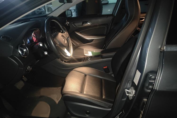 Used Mercedes-Benz GLA 2017 GLA 200 Fashion Model
