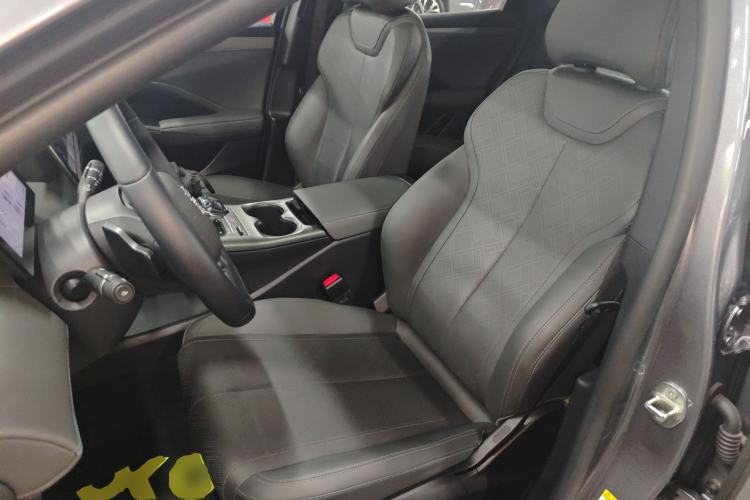 Used BYD Qin PLUS 2025 DM-i Smart Drive 120KM Superior Model
