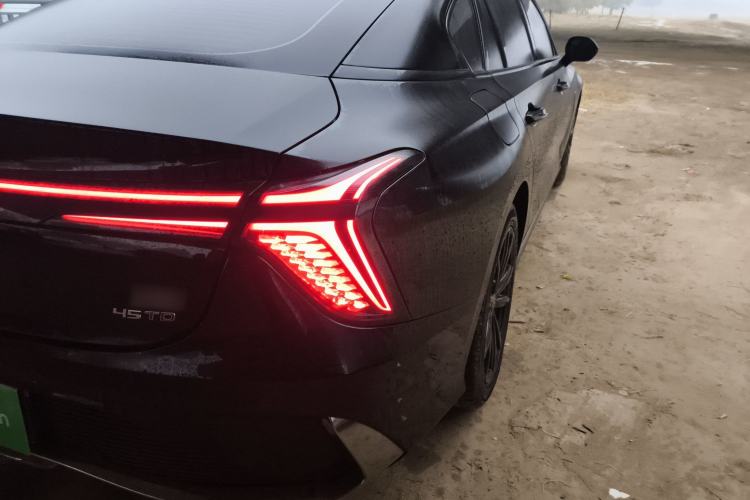 Used Hongqi H6 2023 2.0T ZhiShang Version