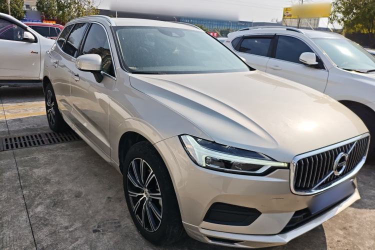 Used Volvo XC60 2018 T5 4x4 Smart Edition