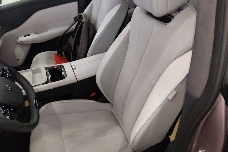 Used VOYAH COURAGE 2024 Four-Wheel Drive Global Edition
