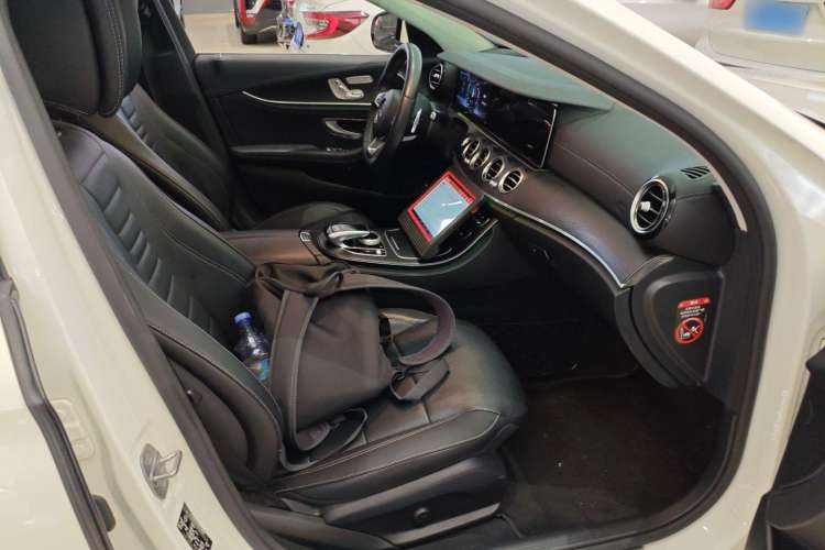 Used Mercedes-Benz E-Class 2018 E 300 L Sporty and Stylish Model
