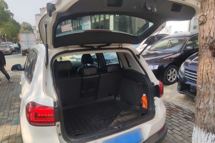 Used Volkswagen Tiguan 2015 2.0 TSI Automatic All-Wheel Drive Luxury Edition