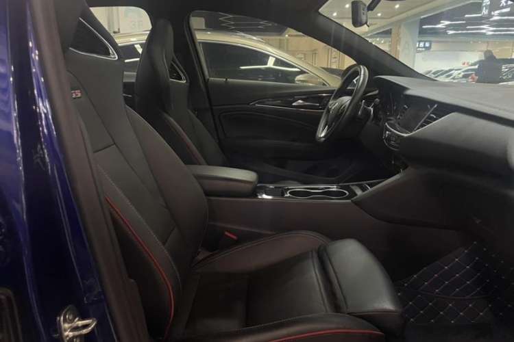 Used Buick Regal 2020 GS 28T Elite Model
