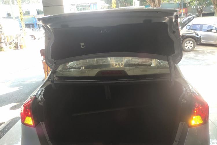 Used Buick Excelle 2013 1.5L Automatic Classic Model
