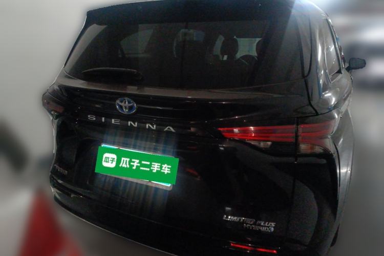 Used Toyota Sienna 2021 2.5L Hybrid Ultimate Edition
