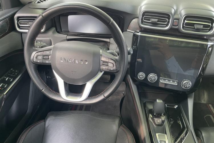 Used Lynk & Co 02 2018 1.5T DCT Two-Wheel Drive Sporty Version China V Standard
