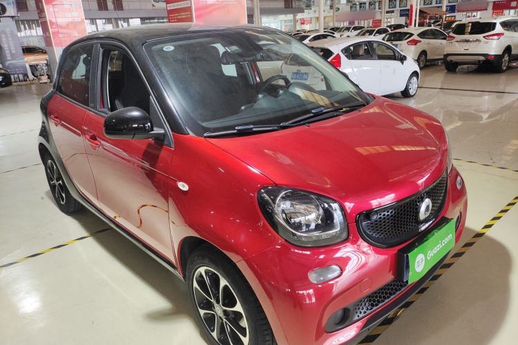 Used  forfour 2016 1.0L 52 kW Passion Edition
