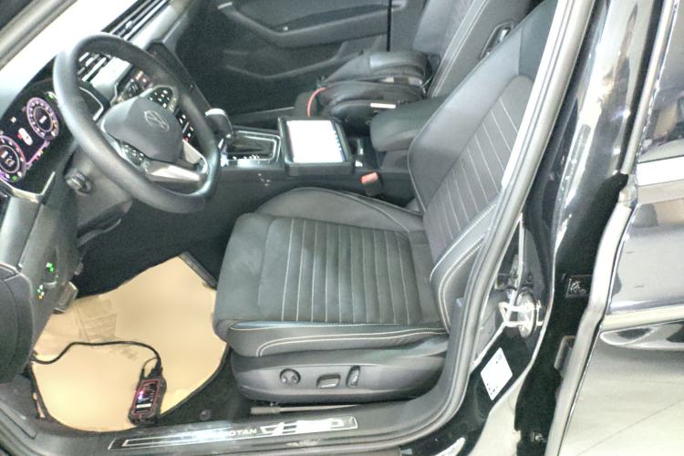 Used Volkswagen Magotan 2020 330TSI DSG Luxury Edition
