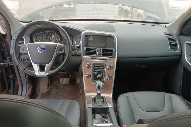 Used Volvo XC60 2017 T5 Smart Upgrade Edition
