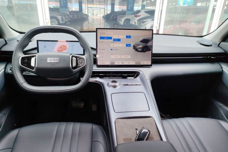 Used  E5 2024 530km Long-Range Version
