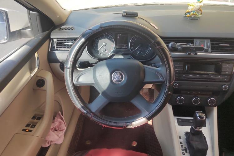 Used Skoda Octavia 2015 1.6L Automatic Yijie Edition