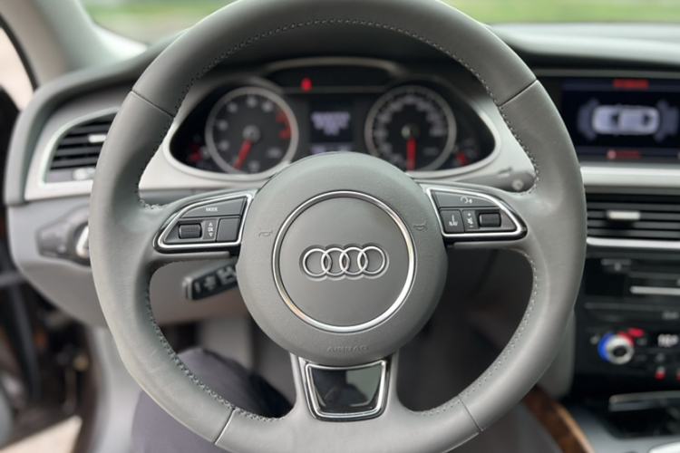 Used Audi A4L 2015 35 TFSI Automatic Technology Model
