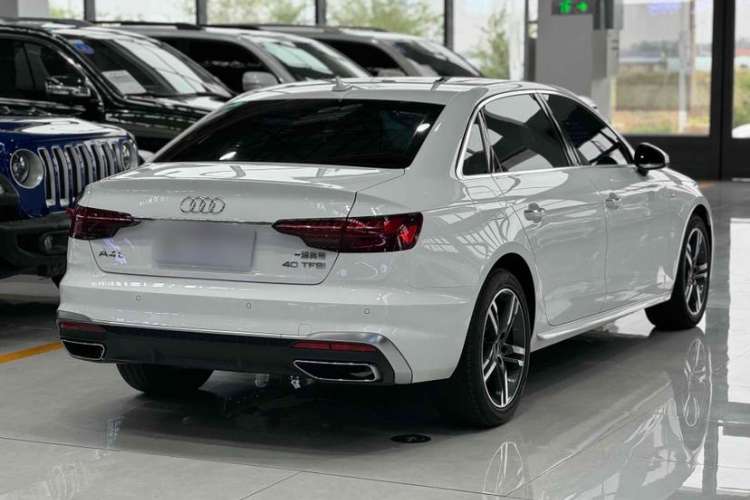 Used Audi A4L 2022 40 TFSI Fashion Dynamic Model
