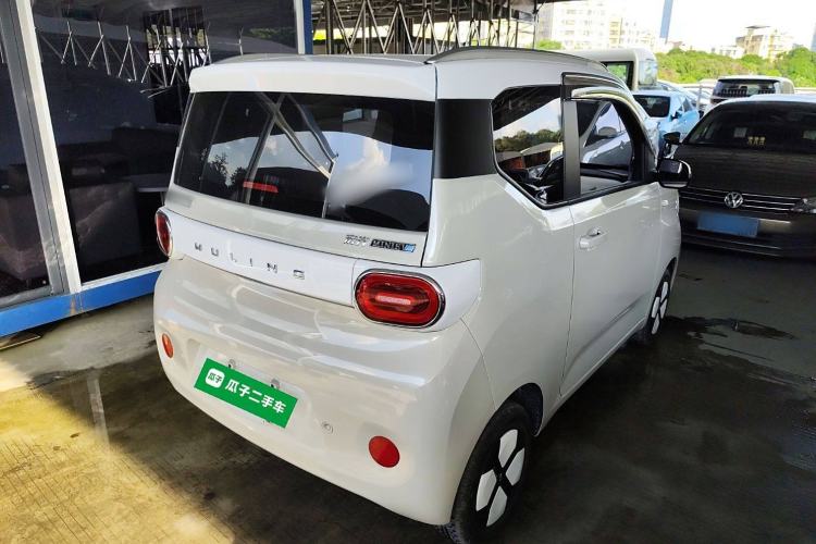 Used Wuling Hongguang MINIEV 2024 3rd Generation 215km Advanced Version
