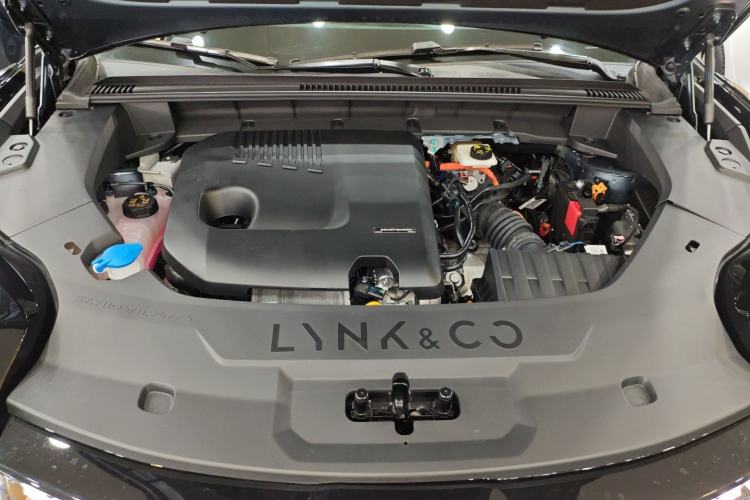 Used Lynk & Co 08 EM-P 2025 245km Ultra-Long Range Halo
