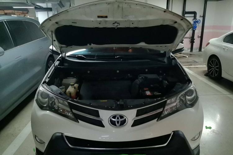 Used Toyota RAV4 2013 2.0L CVT Four-Wheel Drive New Edition
