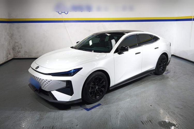 Used Changan UNI-V 2024 1.5T Prestige Edition
