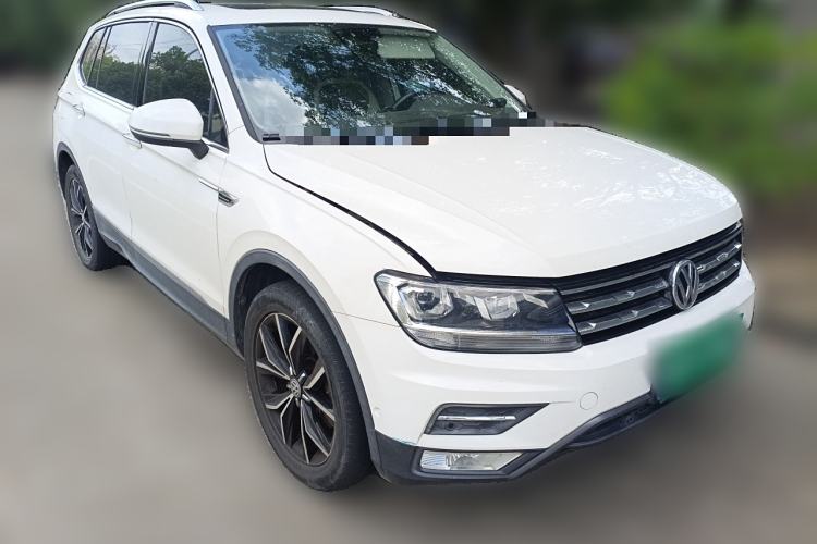 Used Volkswagen Tiguan L 2019 330TSI Automatic Two-Wheel Drive Smart Luxury Version China VI Standard
