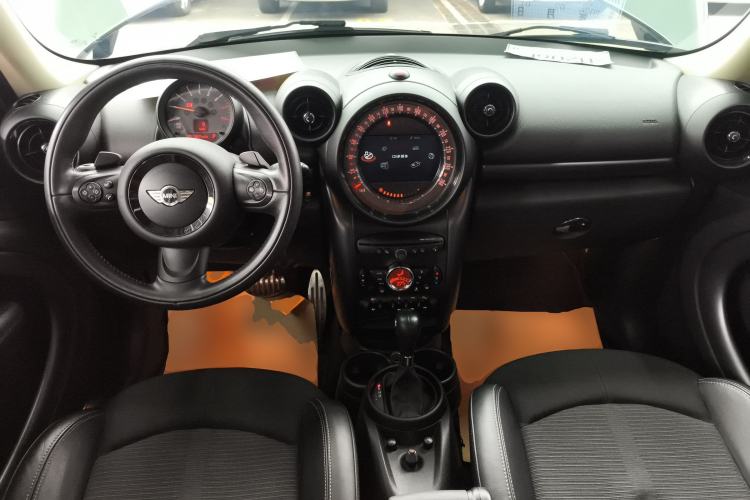 Used  Countryman 2014 1.6T COOPER S
