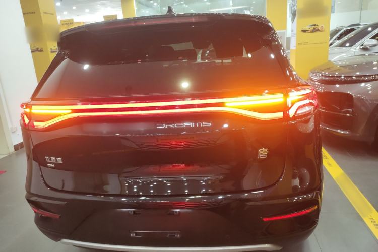 Used BYD Tang New Energy 2021 DM 2.0T Four-Wheel Drive Performance Edition Prestige Model