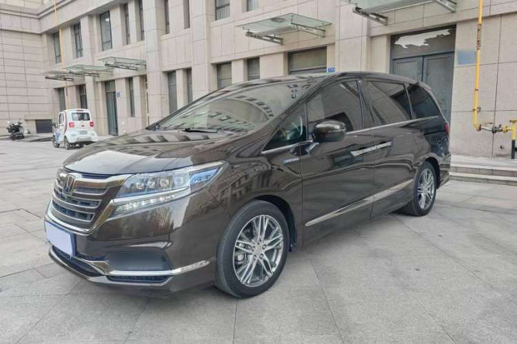 Used Honda Elysion 2019 2.0L Hybrid Supreme Edition
