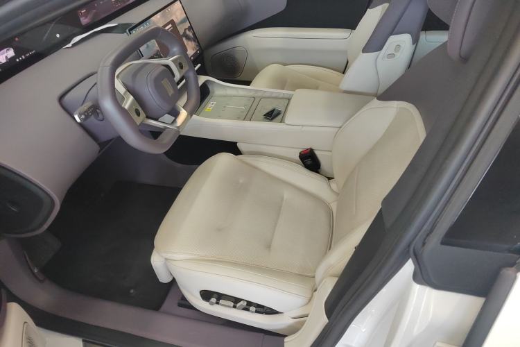 Used  12 2025 Ultra Extended-Range Edition