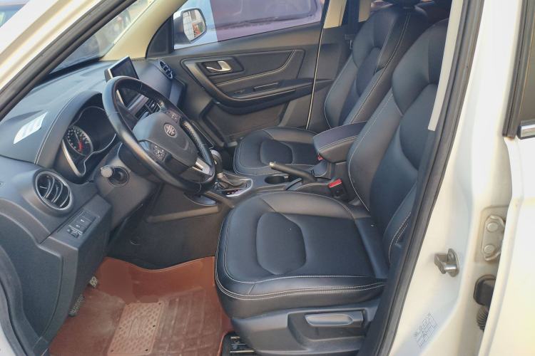 Used Bestune X40 2018 Internet Celebrity Edition 1.6L Automatic Luxury Version
