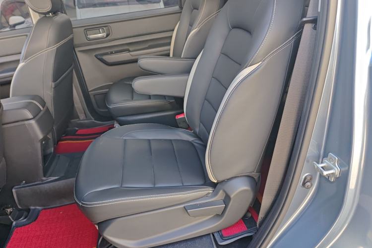 Used Wuling Hongguang PLUS 2019 1.5T Manual Luxury 7-Seater