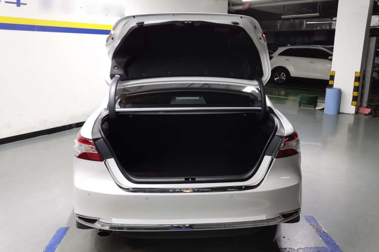 Used Toyota Camry 2021 Dual-Motor 2.5 HGVP Leading Edition
