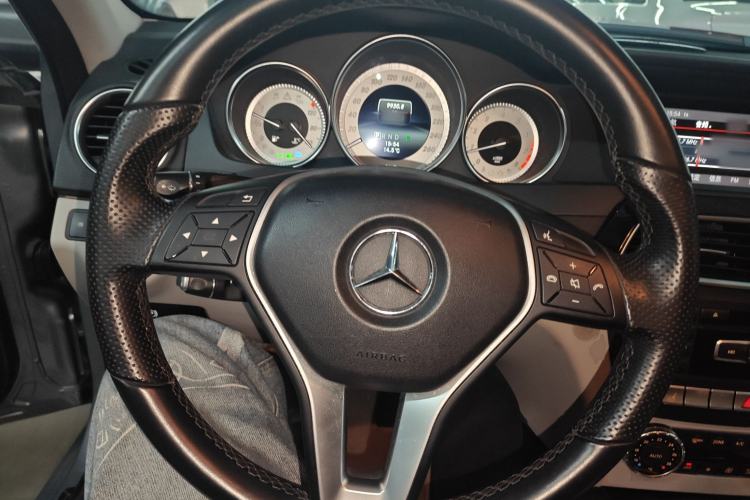 Used Mercedes-Benz C-Class 2013 C 260 Fashion Edition Grand Edition