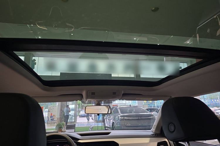 Used Volkswagen Tacqua 2021 200TSI DSG JoyConnect Edition
