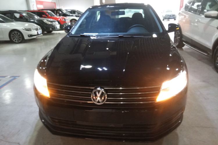 Used Volkswagen Lavida 2017 1.6L Automatic Fashion Edition
