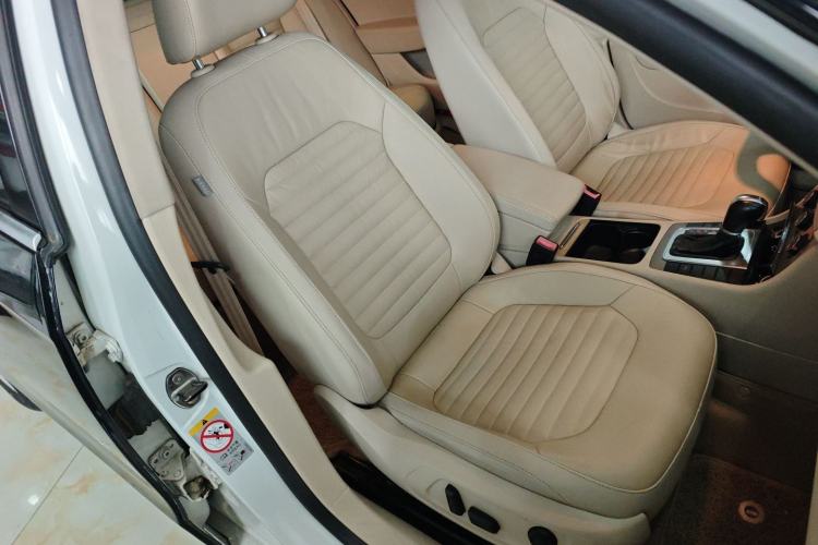 Used Volkswagen Magotan 2013 1.8TSI Premier Model