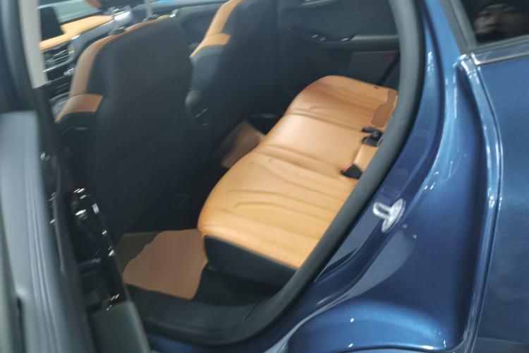 Used Ford Escape 2020 EcoBoost 245 Two-Wheel Drive Smart & Enjoyment Model
