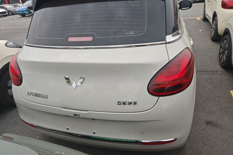 Used Wuling Bingo 2023 333 km Lingxi Connected+ Version
