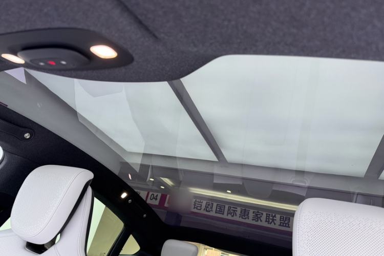 Used  SU7 2024 Rear-Drive Ultra-Long Range Advanced Pro-Level Intelligent Driving Version