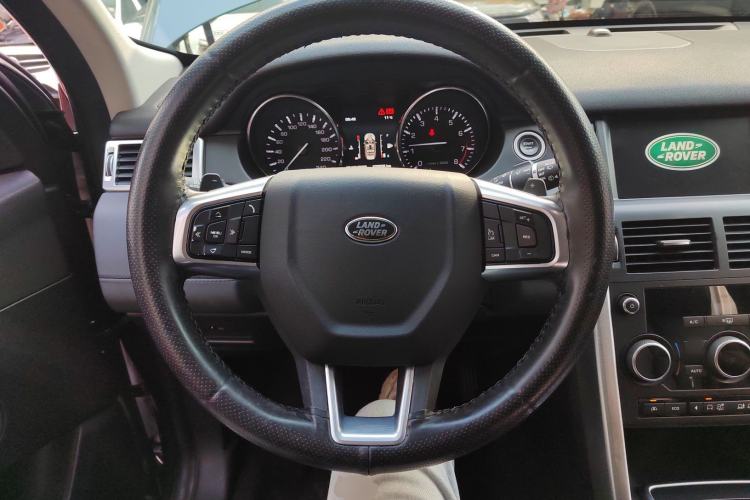 Used Land Rover Discovery Sport 2016 2.0T SE
