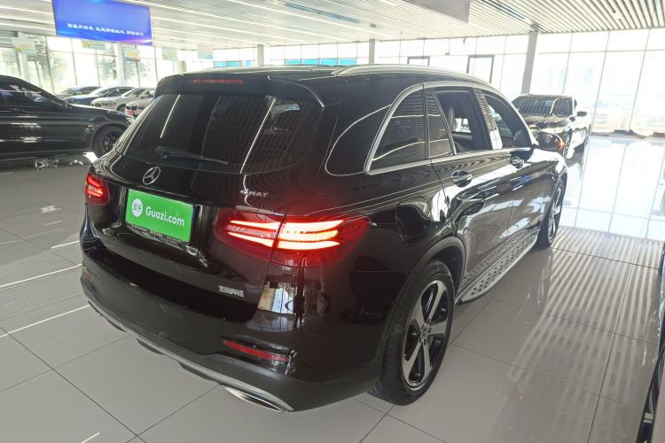 Used Mercedes-Benz GLC 2019 Facelift GLC 260 L 4MATIC Luxury Model
