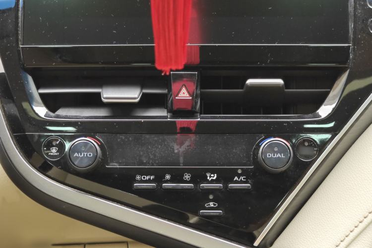 Used Toyota Camry 2021 2.5G Luxury Edition
