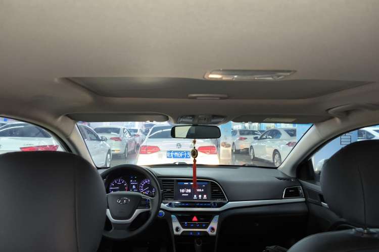 Used Hyundai Elantra 2018 1.6L Automatic 15th Anniversary Special Edition
