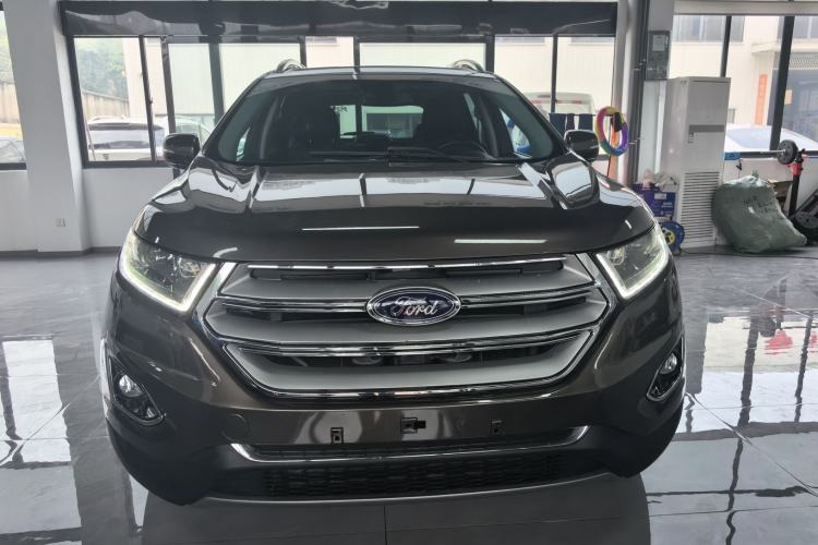 Used Ford Edge 2017 EcoBoost 245 Two-Wheel-Drive Sporty 7-Seater
