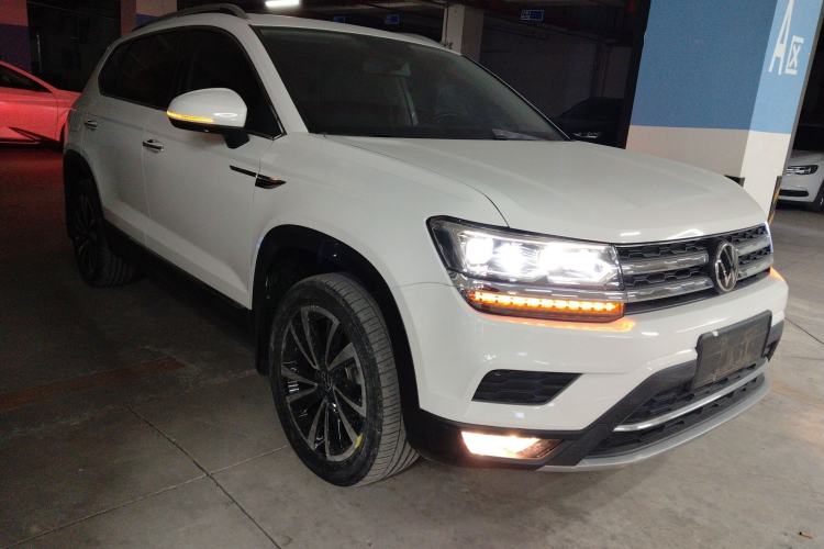 Used Volkswagen Tharu 2022 330TSI Four-Wheel Drive Luxury Edition
