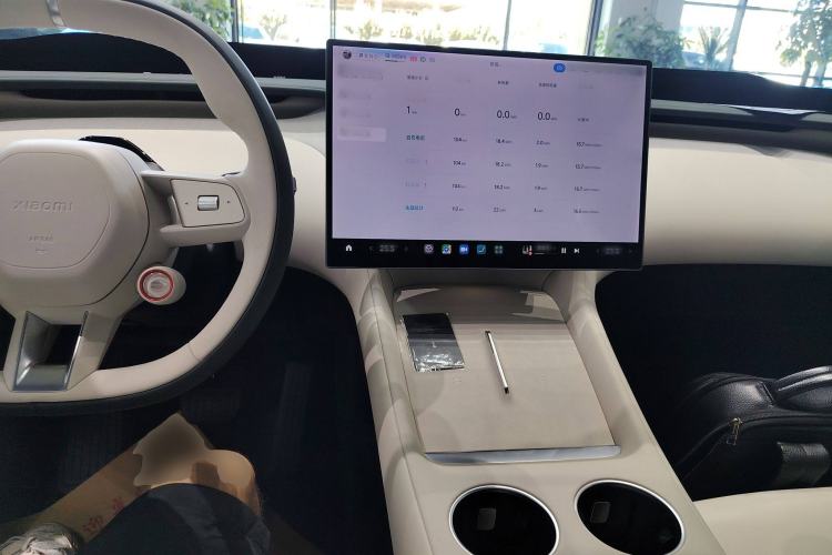 Used  YU7 2025 Ultra-Long Range Rear-Wheel Drive Version
