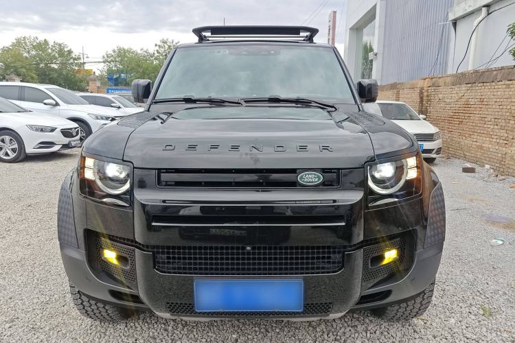 Used Land Rover Defender 2023 Facelift 110 3.0T P400 Dark Edition
