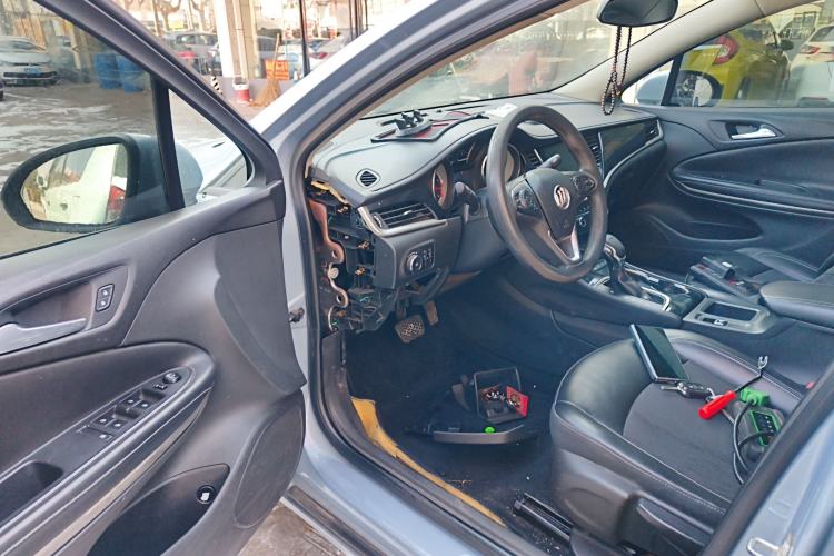 Used Buick Verano 2015 Sedan 20T Dual-Clutch Leading Model
