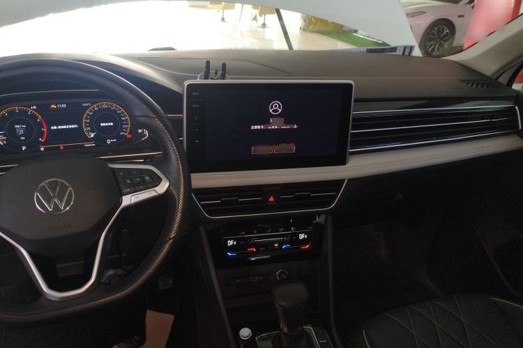 Used Volkswagen Tiguan L 2024 300TSI Automatic Two-Wheel Drive Smart Edition
