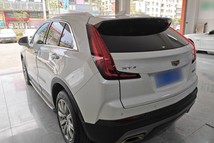 Used Cadillac XT4 2020 28T Two-Wheel-Drive Leading Version