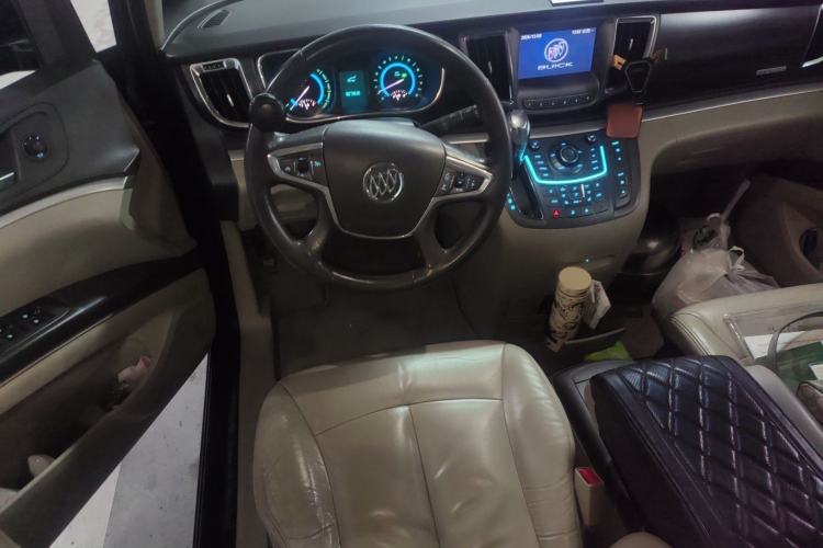 Used Buick GL8 2013 3.0L GT Luxury Business Haoya Edition
